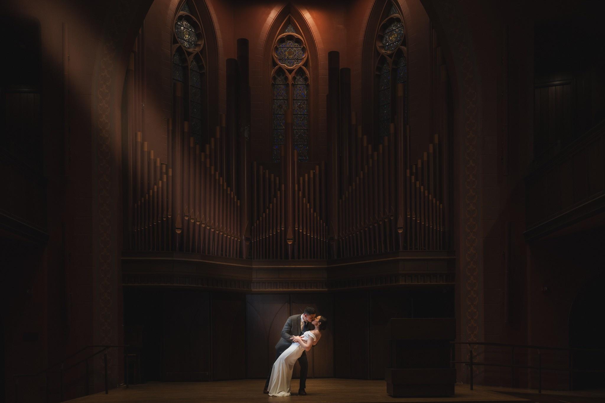 carousel-hero-element image-0