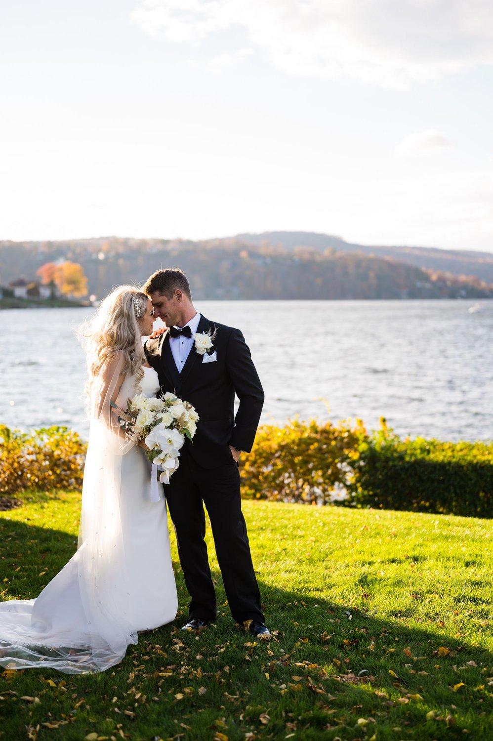 carousel-hero-element image-1